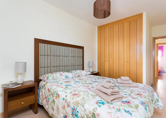 Adeje With Pool, Sea View And Free Wifi Διαμέρισμα *